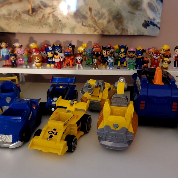 Massive Collection of Paw Patrol Cars & Figures | Ultimate Paw Patrol Toy - Picture 6 of 8
